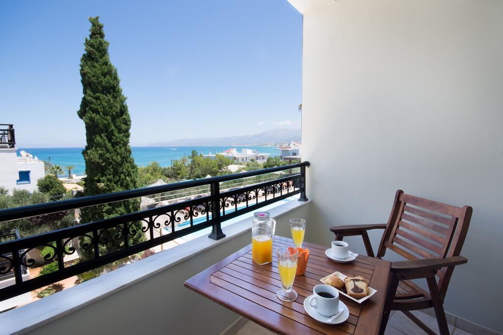 Dias Hotel & Apts Stalida Exterior photo